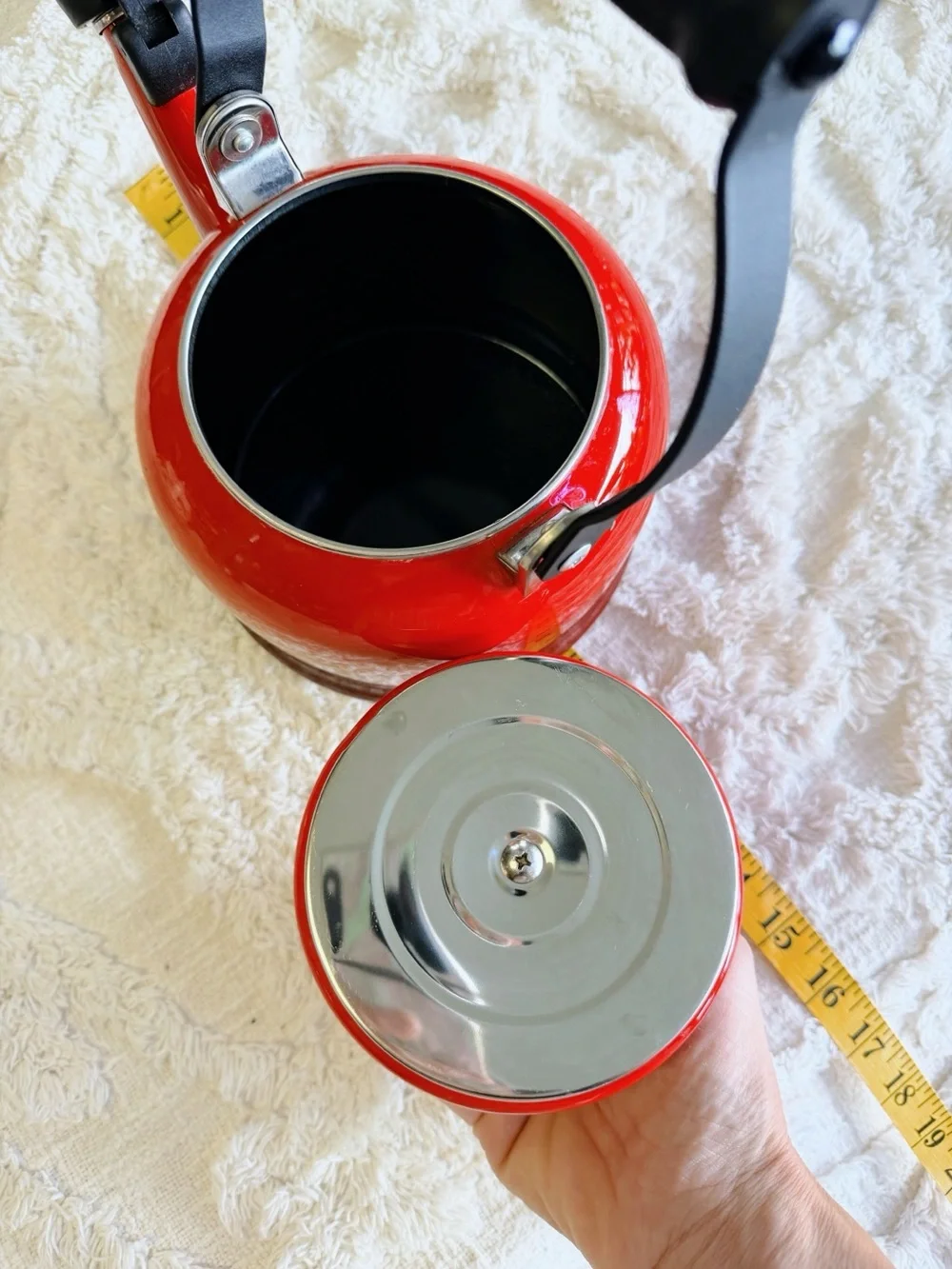 Le Creuset Red Enamel Whistling Tea Kettle 1.1 Qt 2501 Classic Stove Top